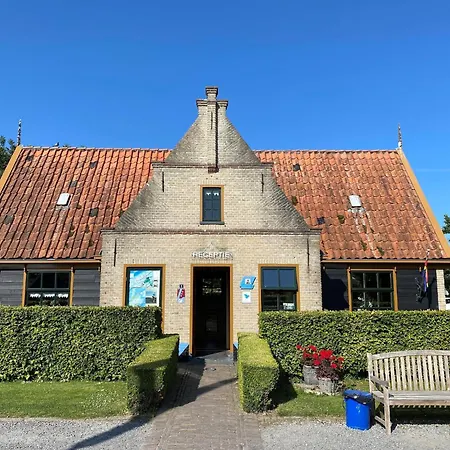 Alpehytte Charming With Spacious Garden *