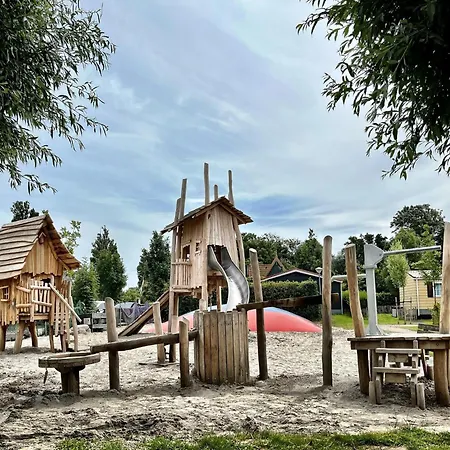 Charming With Spacious Garden * Hippolytushoef
